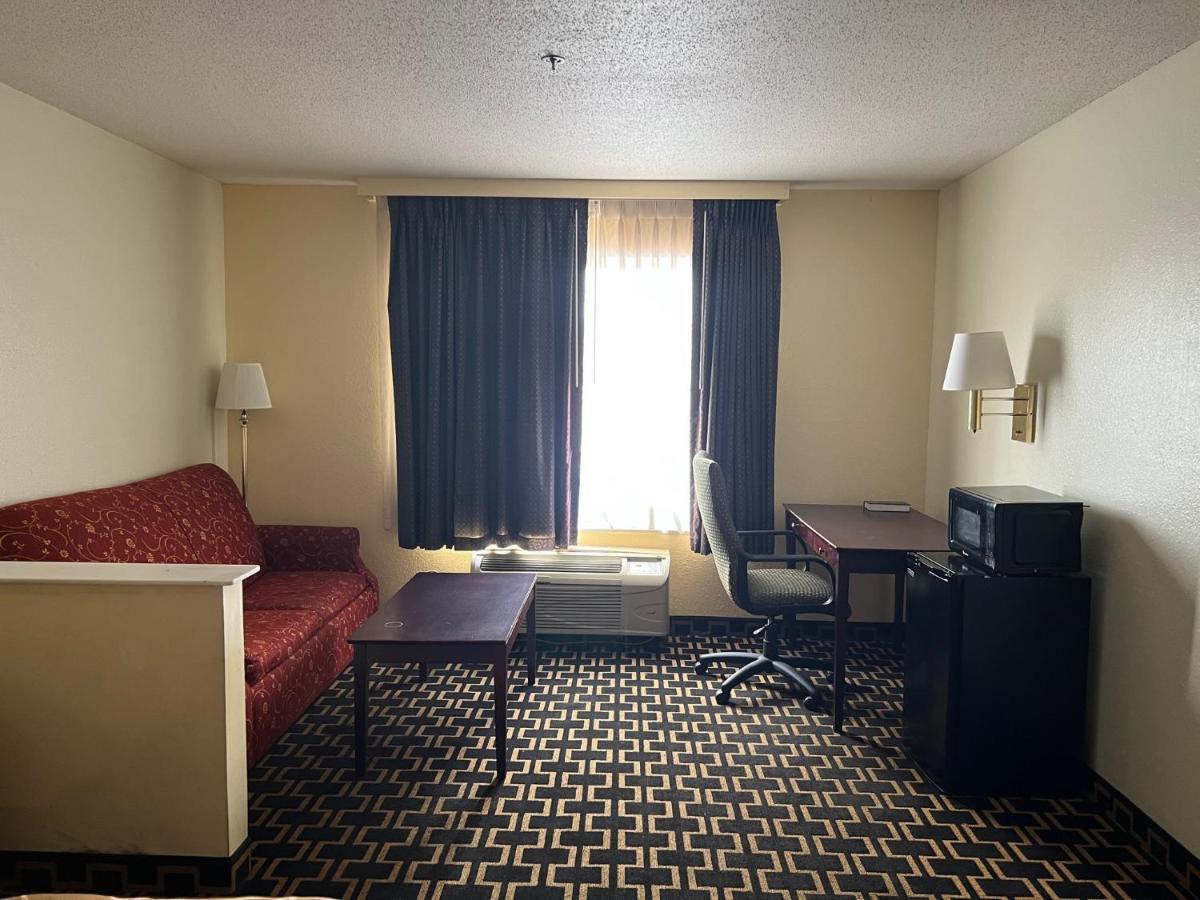 Budgetel Inns & Suites Fairfield Екстериор снимка